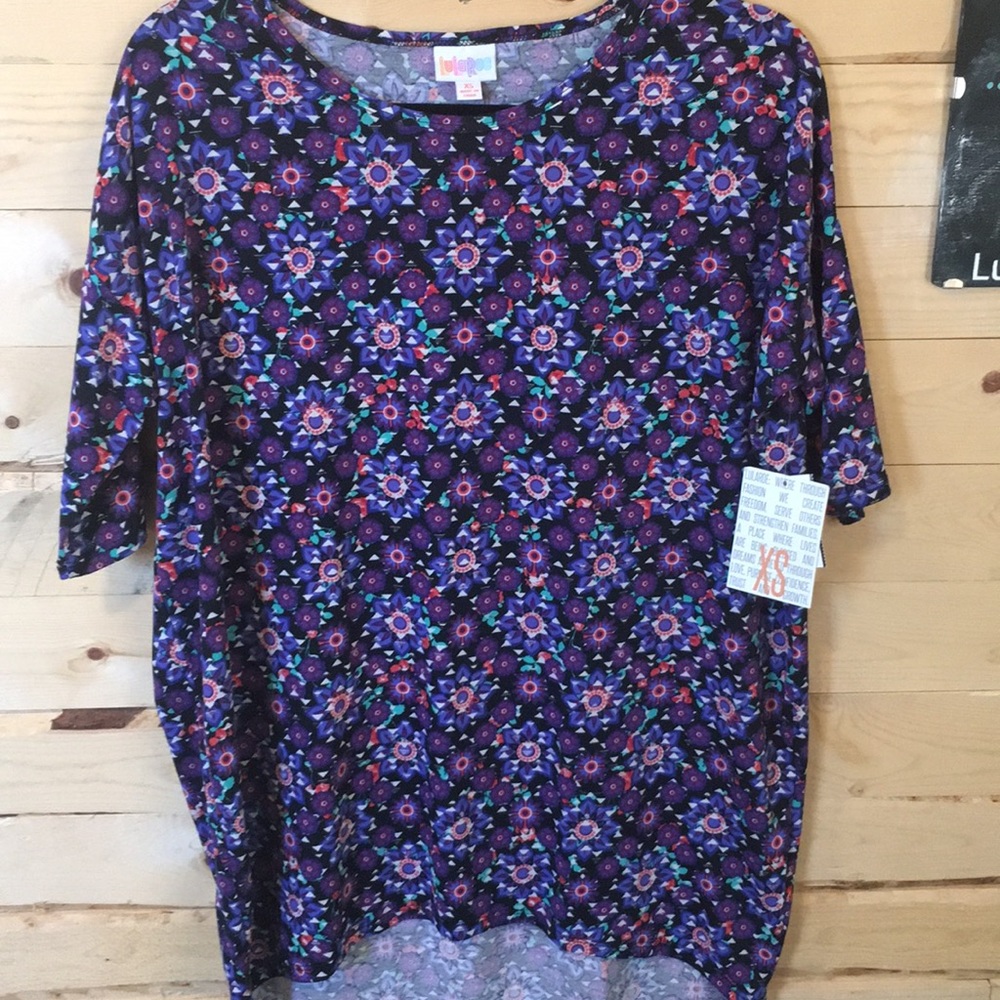LuLaRoe Irma Tunic